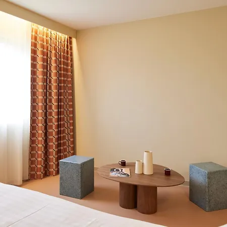 Des Victoires - Restaurant Hotel 3*