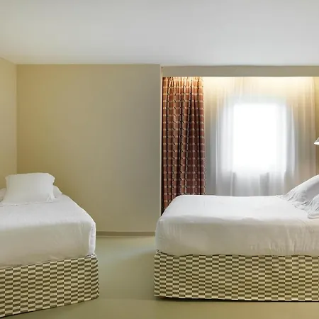 Hotel Aéroport Mandelieu