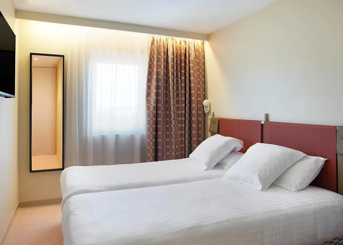 Des Victoires - Restaurant Отель 3*