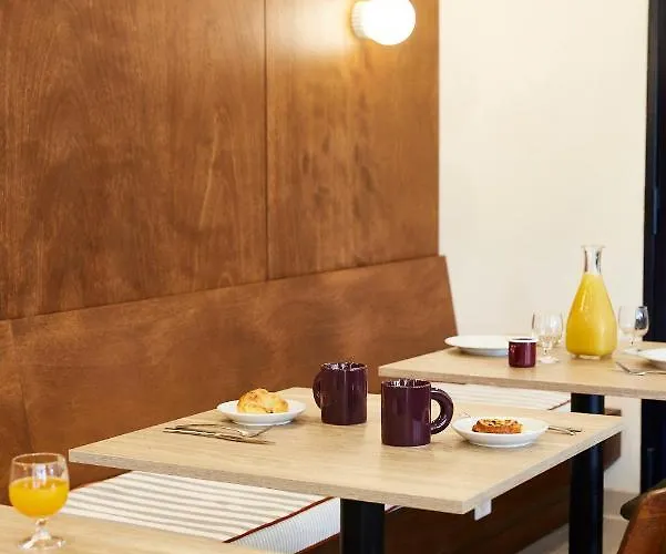 Des Victoires - Restaurant Отель